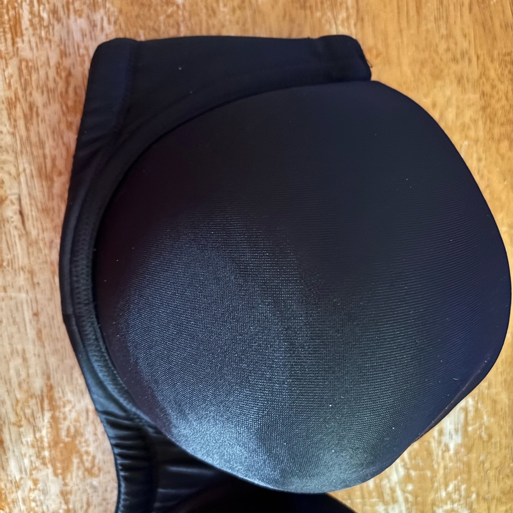 Black Strapless Bra with Molded Cups and Wide Band - Picture 11 of 13